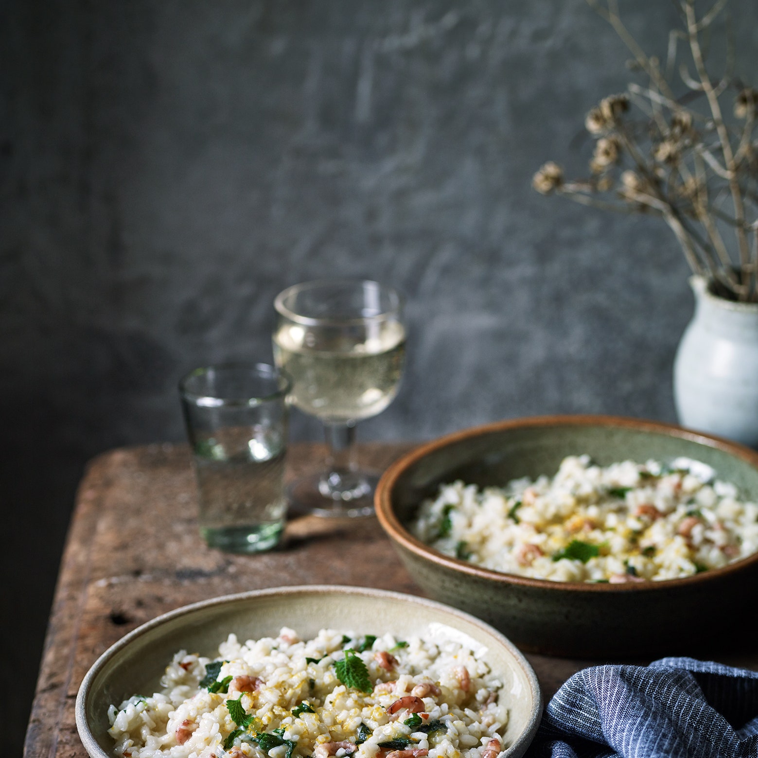 Nettle risotto with shrimps