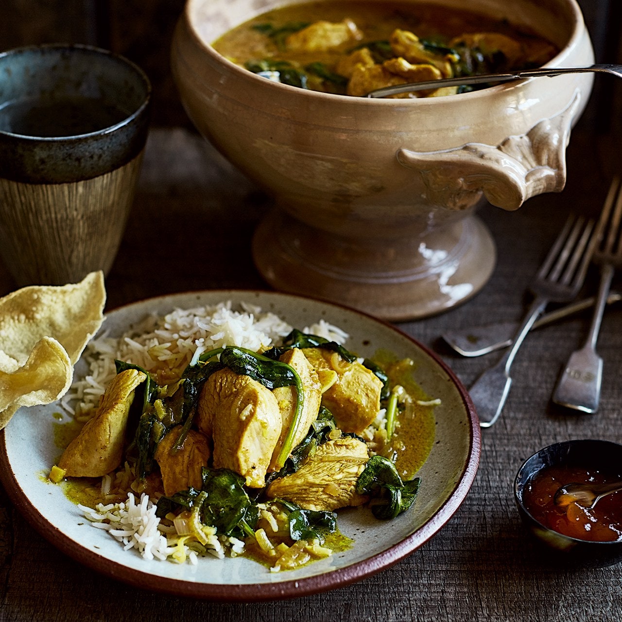 Chicken curry with spinach and coconut